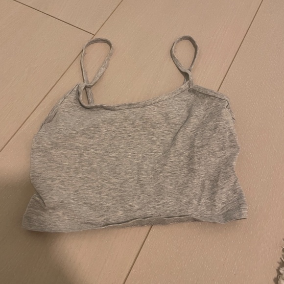Aritzia TNA Karelis Cropped Tank Size Small - Picture 2 of 2